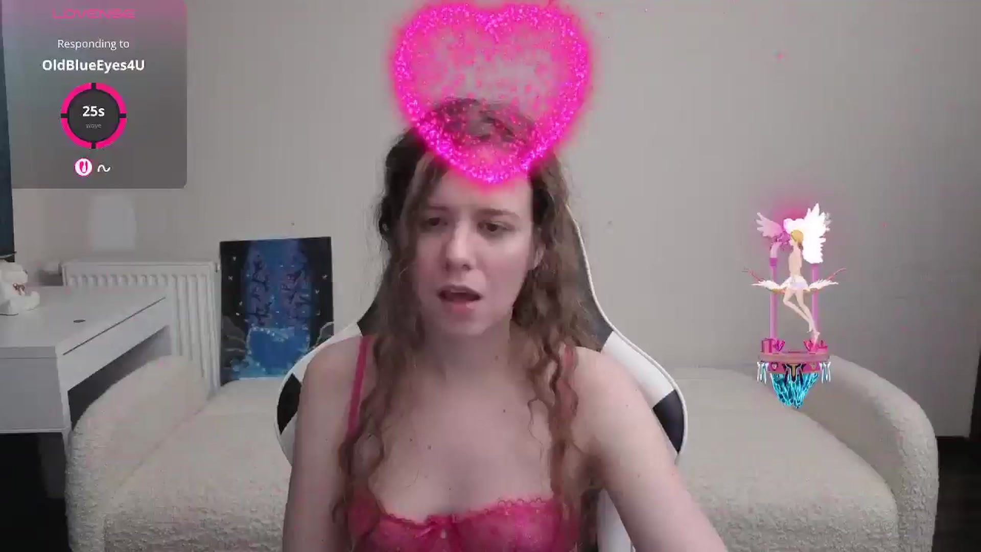 Gallery image thumbnail from BlueFlowerr's myfreecams stream on, 04/10/2026, 20:13 image 13 of 20
