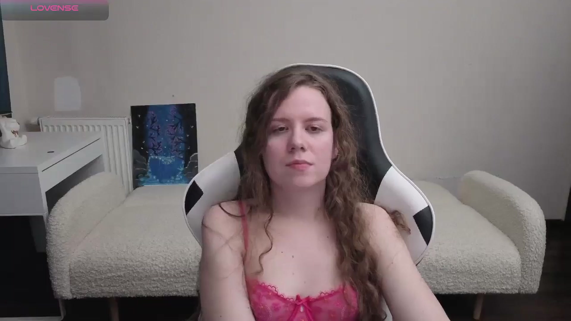 Gallery image thumbnail from BlueFlowerr's myfreecams stream on, 04/10/2026, 20:13 image 2 of 20