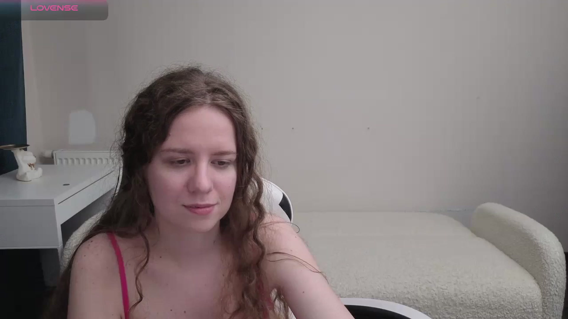 Gallery image thumbnail from BlueFlowerr's myfreecams stream on, 04/10/2026, 22:18 image 14 of 20