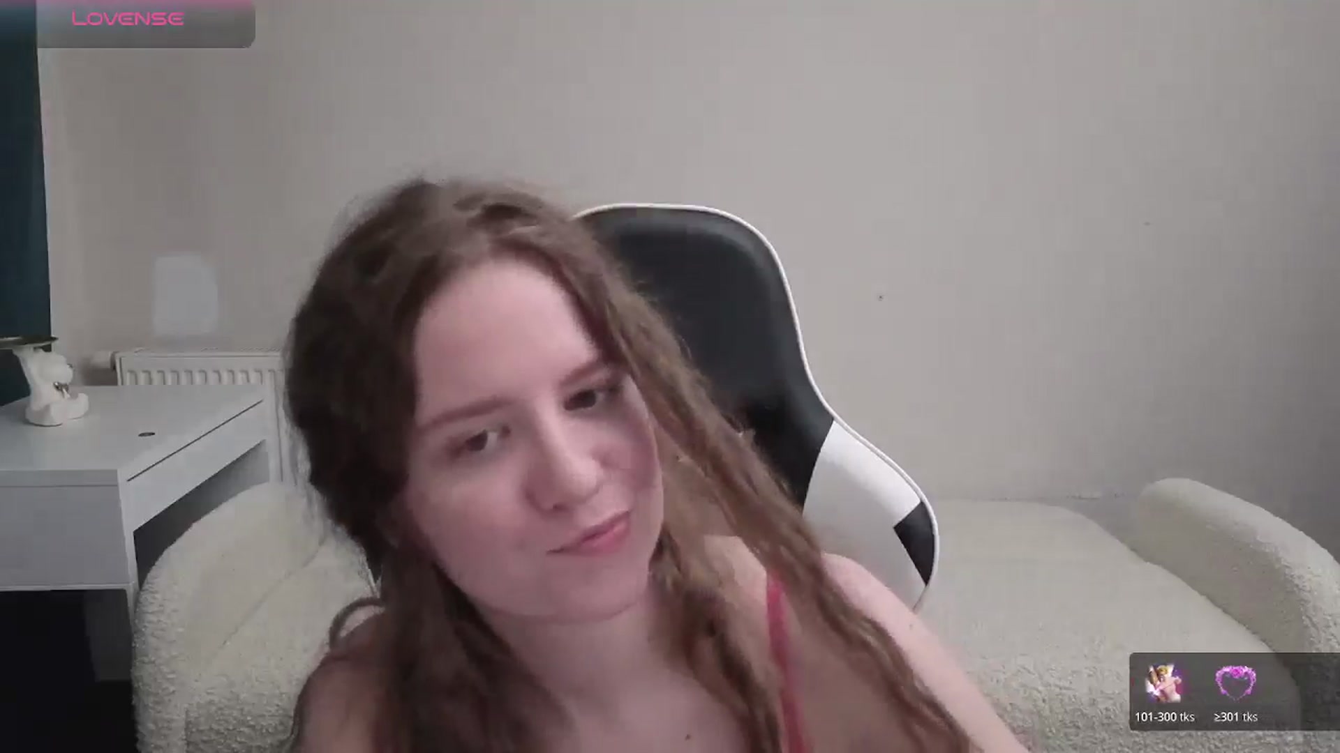 Gallery image thumbnail from BlueFlowerr's myfreecams stream on, 04/10/2026, 22:52 image 12 of 20