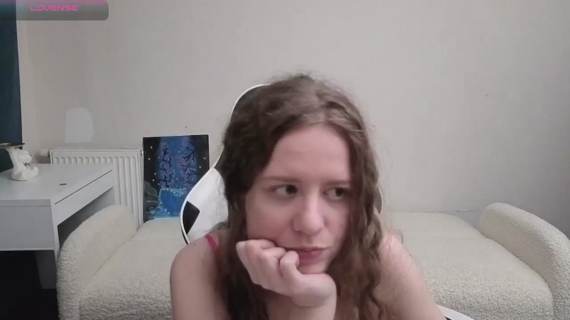Gallery image thumbnail from BlueFlowerr's myfreecams stream on, 04/10/2026, 22:52 image 5 of 20