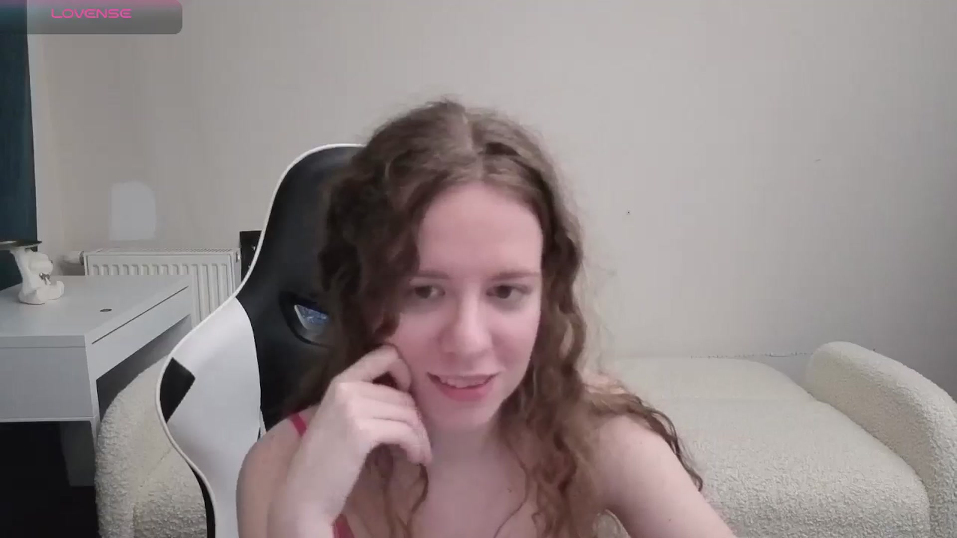 Gallery image thumbnail from BlueFlowerr's myfreecams stream on, 04/11/2026, 01:01 image 16 of 20