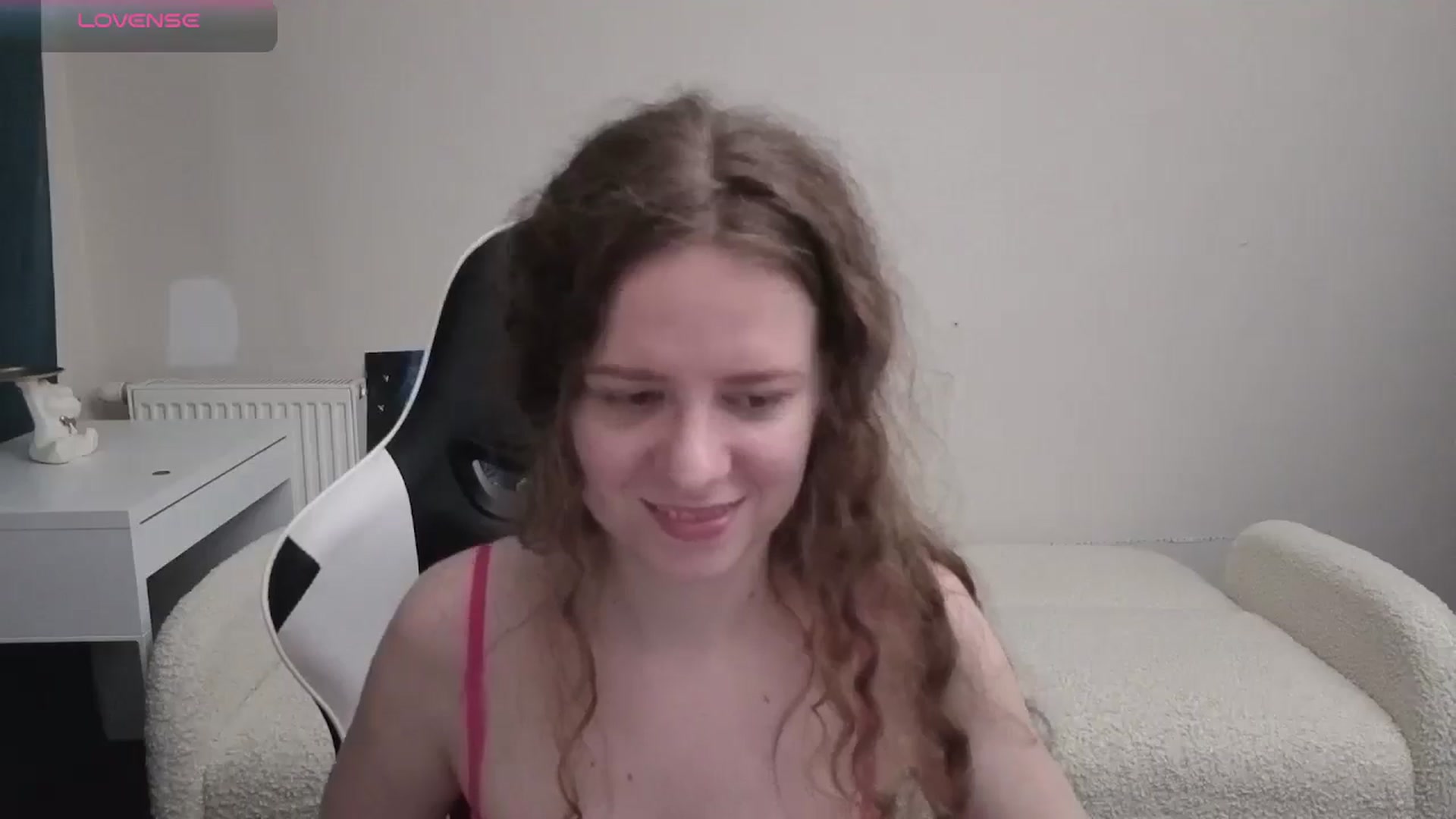 Gallery image thumbnail from BlueFlowerr's myfreecams stream on, 04/11/2026, 01:01 image 8 of 20