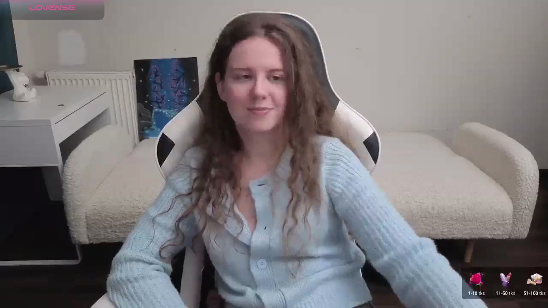 Gallery image thumbnail from BlueFlowerr's myfreecams stream on, 04/11/2026, 18:42 image 19 of 20