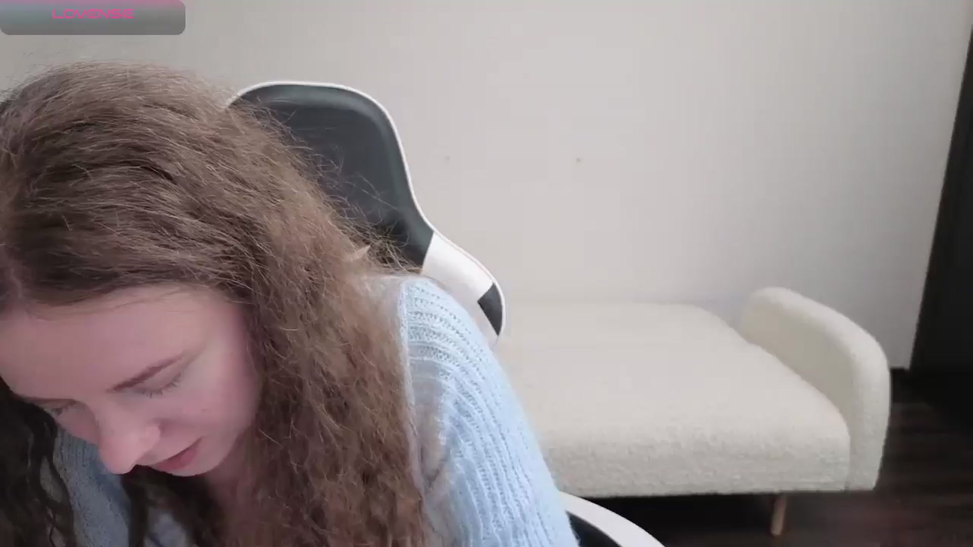 Gallery image thumbnail from BlueFlowerr's myfreecams stream on, 04/11/2026, 19:51 image 6 of 20
