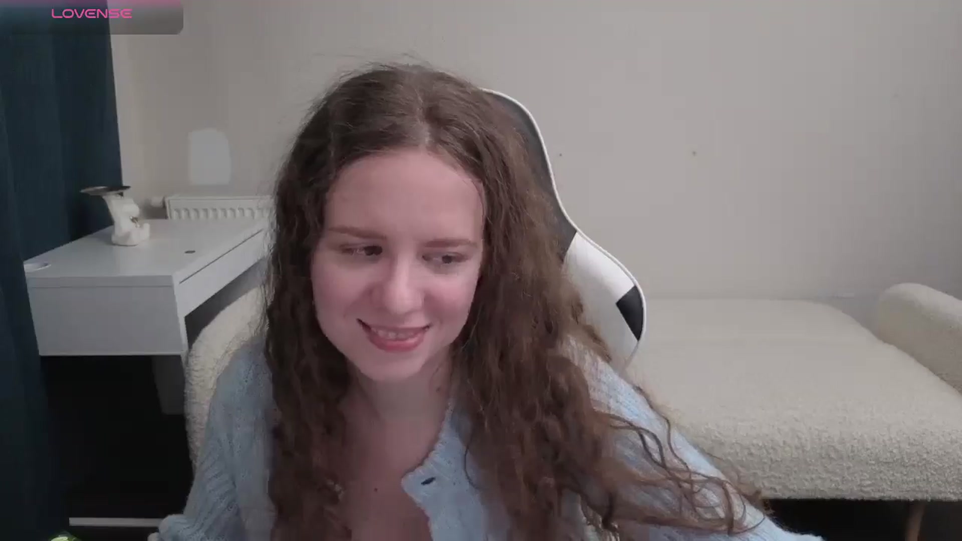 Gallery image thumbnail from BlueFlowerr's myfreecams stream on, 04/11/2026, 19:51 image 10 of 20