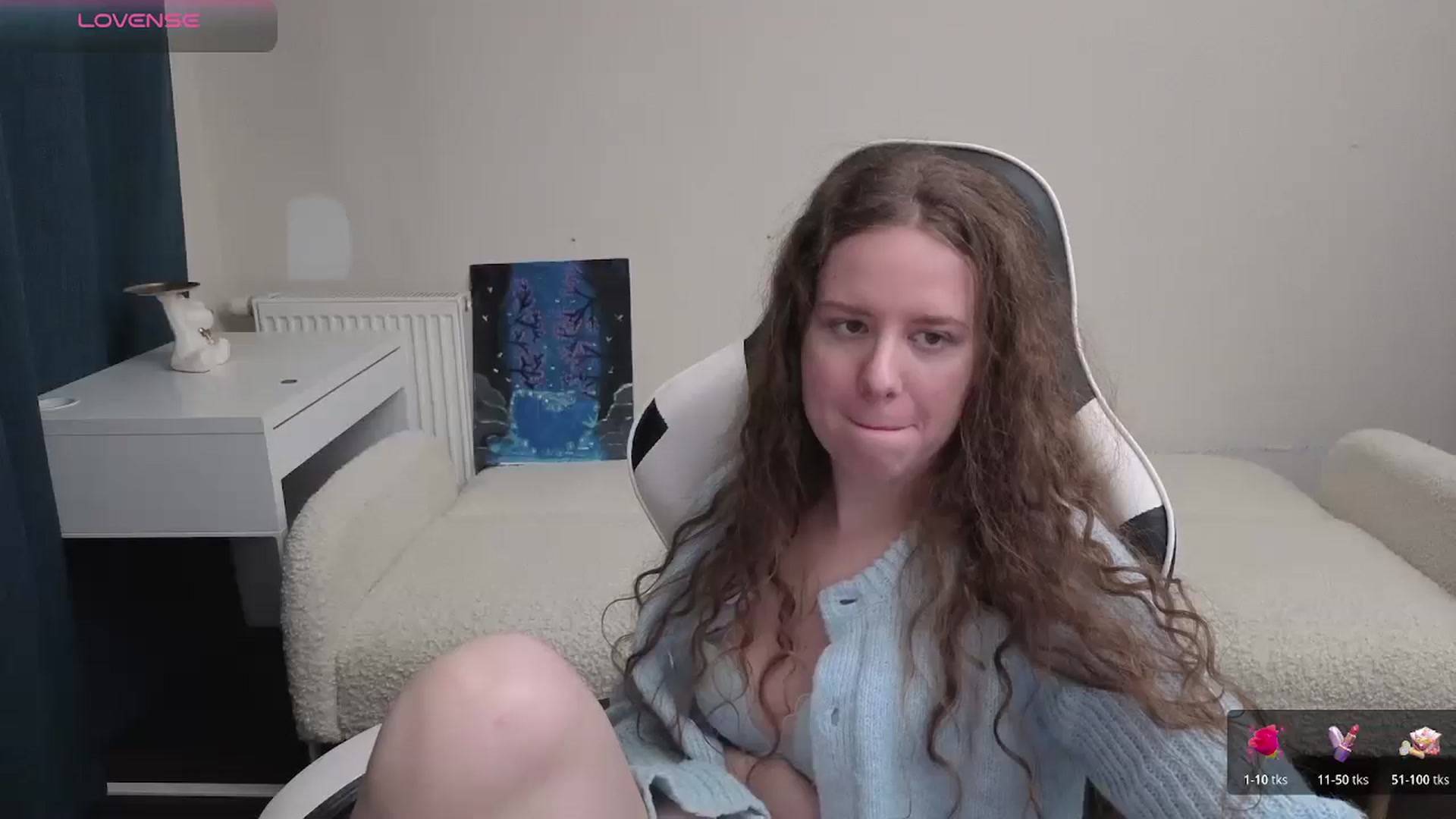 Gallery image thumbnail from BlueFlowerr's myfreecams stream on, 04/11/2026, 19:51 image 12 of 20