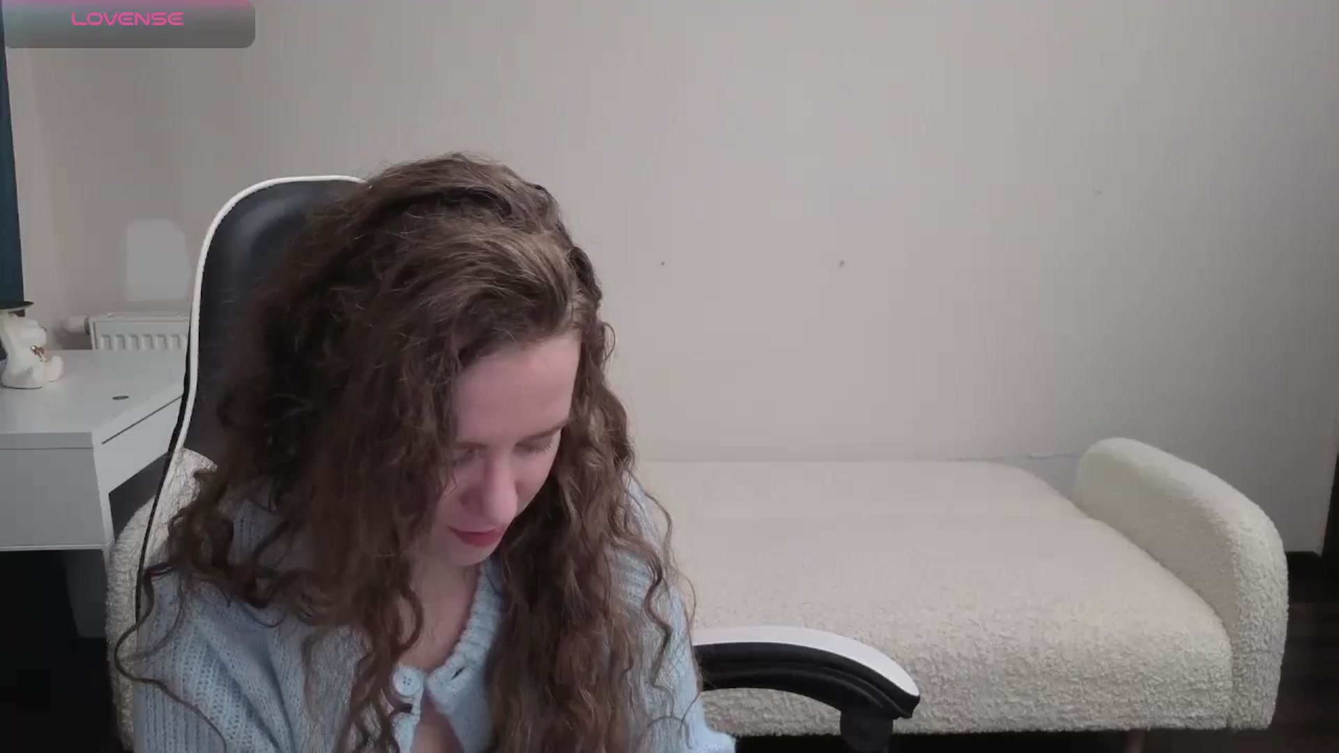 Gallery image thumbnail from BlueFlowerr's myfreecams stream on, 04/11/2026, 21:47 image 6 of 20