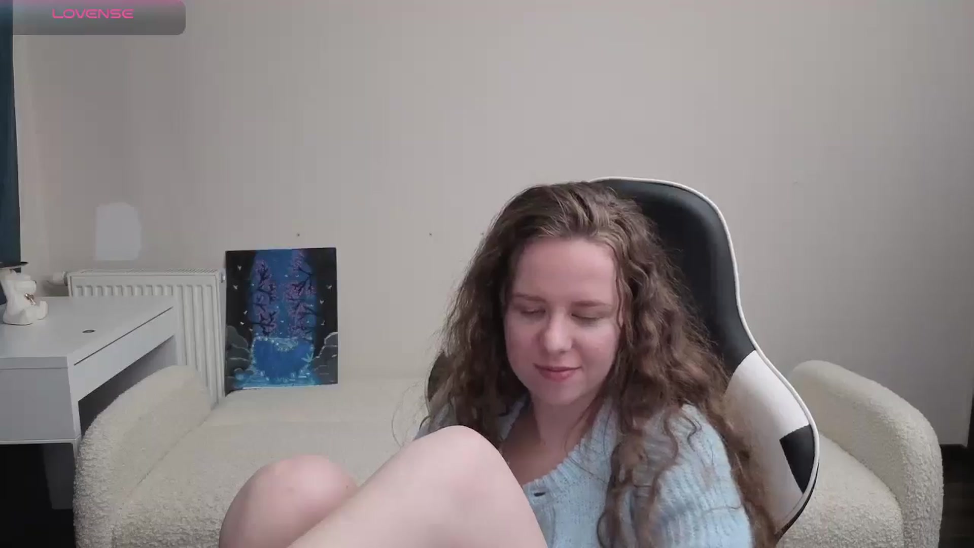 Gallery image thumbnail from BlueFlowerr's myfreecams stream on, 04/11/2026, 21:47 image 11 of 20