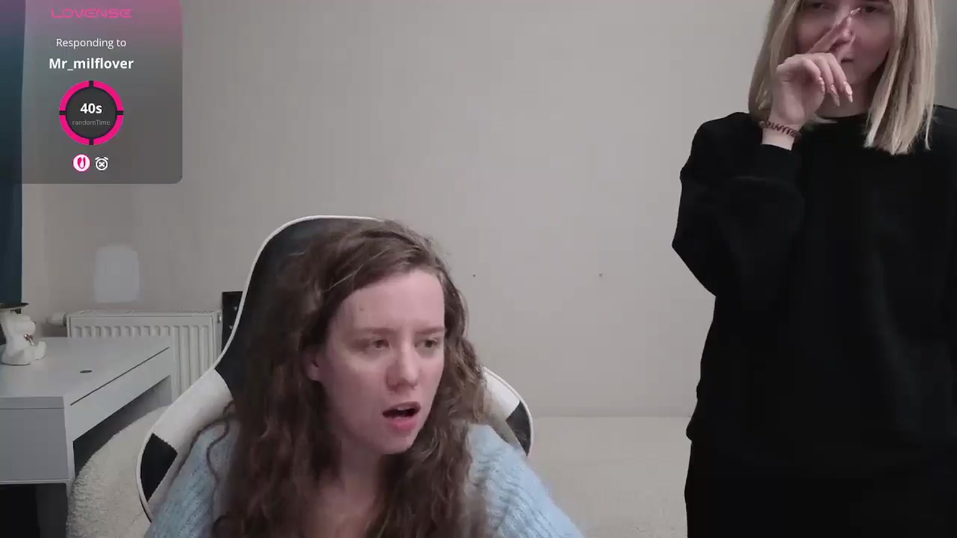 Gallery image thumbnail from BlueFlowerr's myfreecams stream on, 04/12/2026, 24:02 image 14 of 20