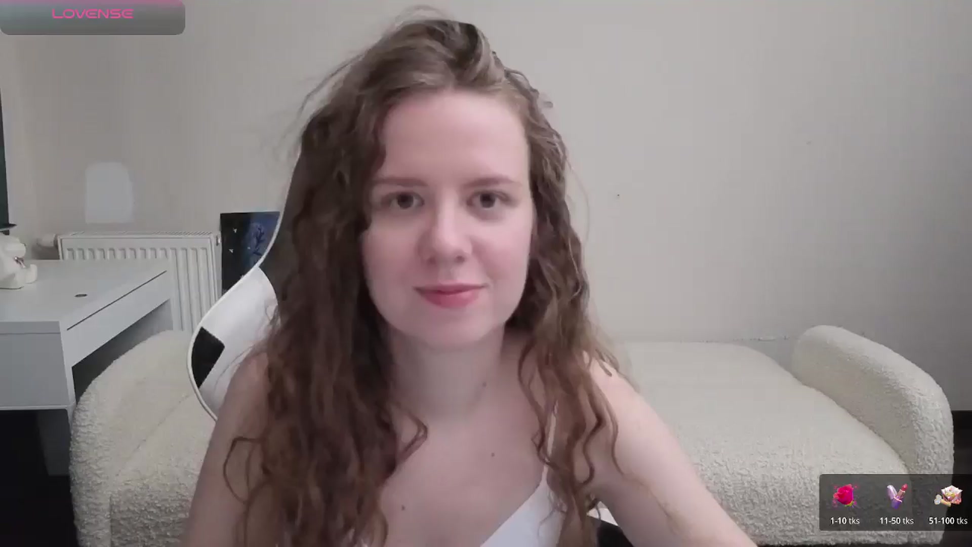 Gallery image thumbnail from BlueFlowerr's myfreecams stream on, 04/12/2026, 19:20 image 1 of 20