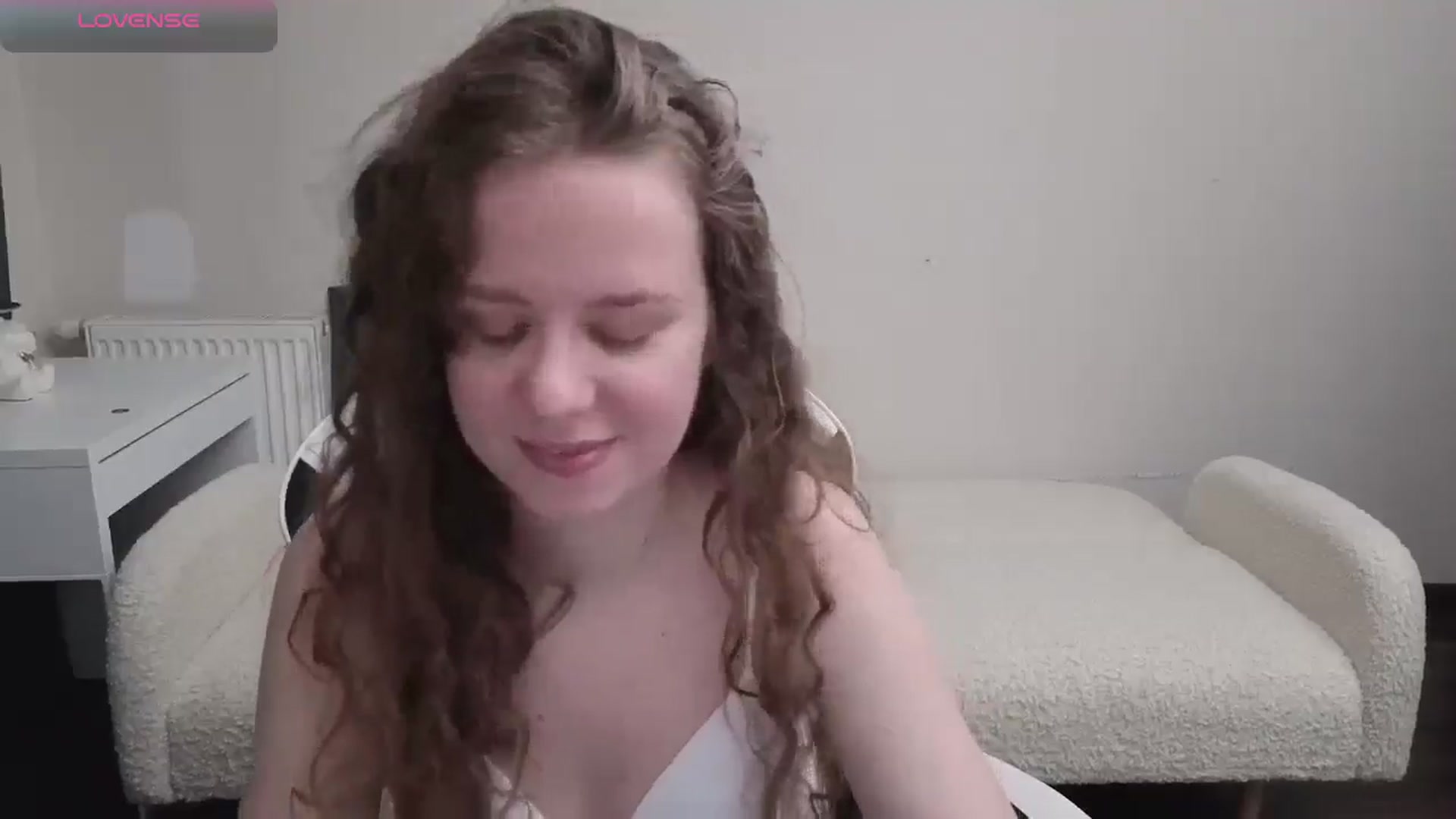 Gallery image thumbnail from BlueFlowerr's myfreecams stream on, 04/12/2026, 19:20 image 7 of 20