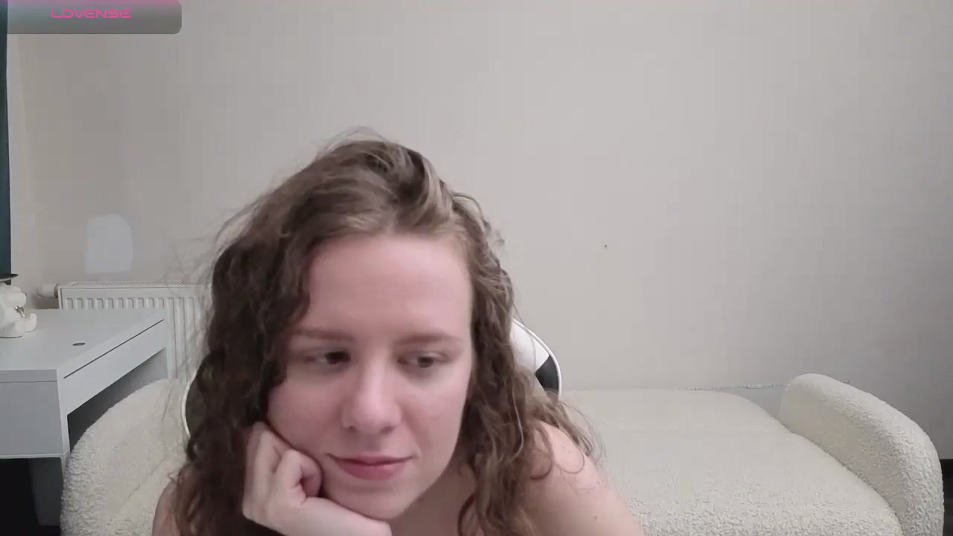 Gallery image thumbnail from BlueFlowerr's myfreecams stream on, 04/12/2026, 19:20 image 4 of 20