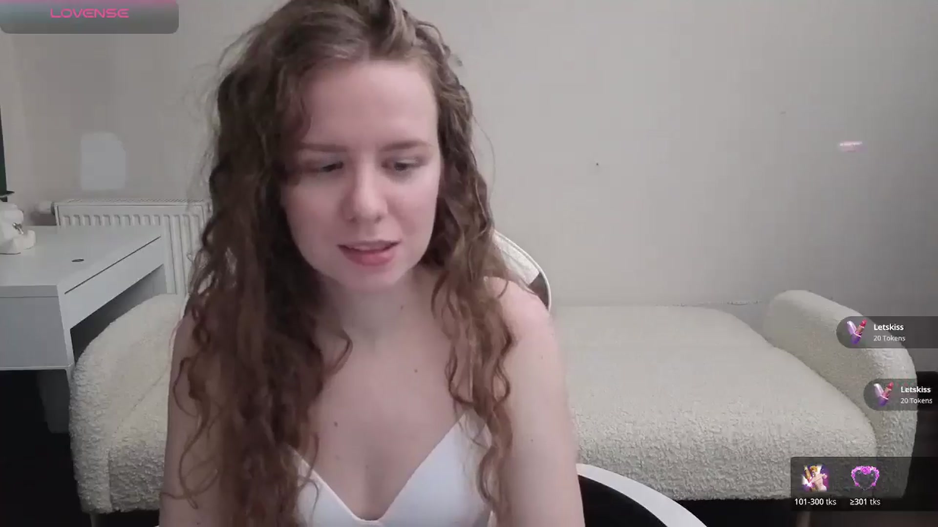 Gallery image thumbnail from BlueFlowerr's myfreecams stream on, 04/12/2026, 19:20 image 5 of 20
