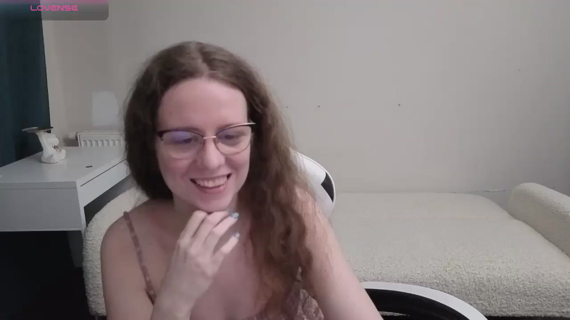 Gallery image thumbnail from BlueFlowerr's myfreecams stream on, 04/13/2026, 22:59 image 17 of 20