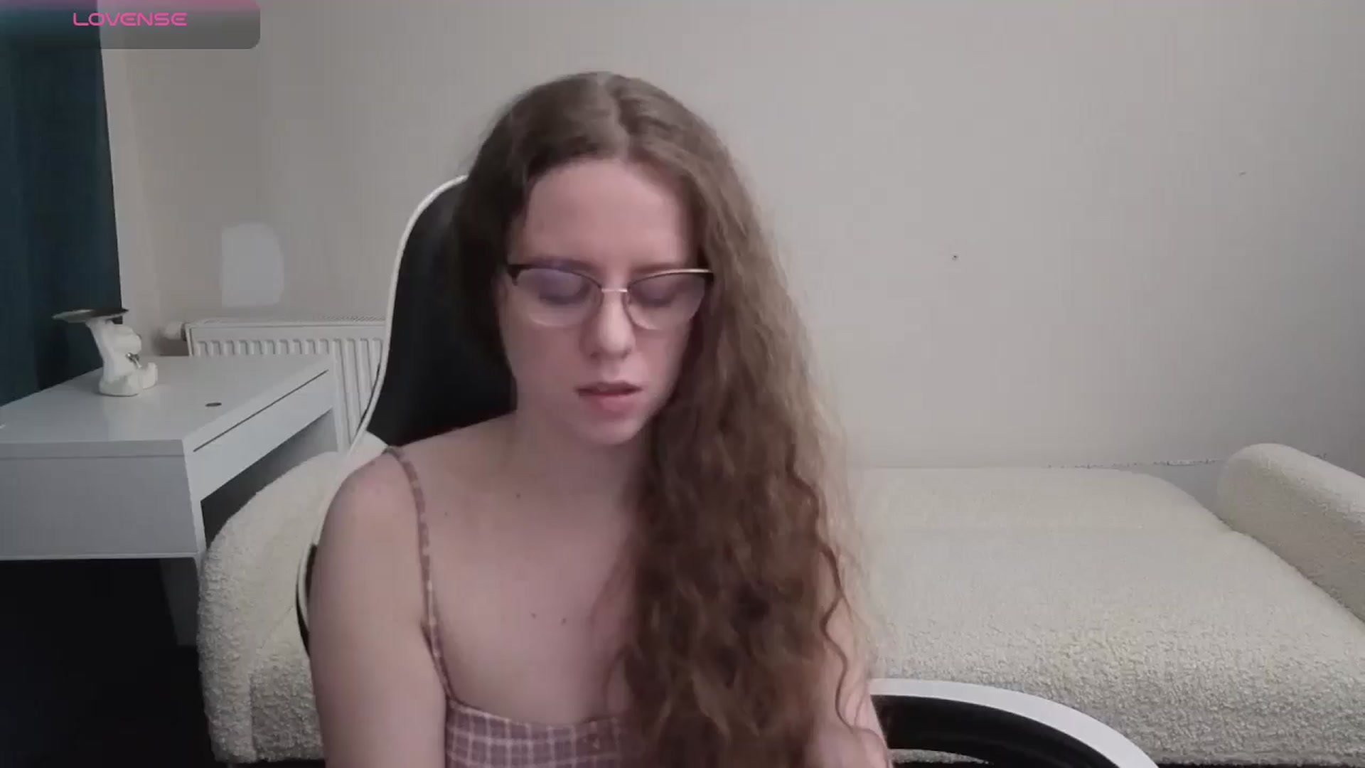 Gallery image thumbnail from BlueFlowerr's myfreecams stream on, 04/13/2026, 22:59 image 1 of 20