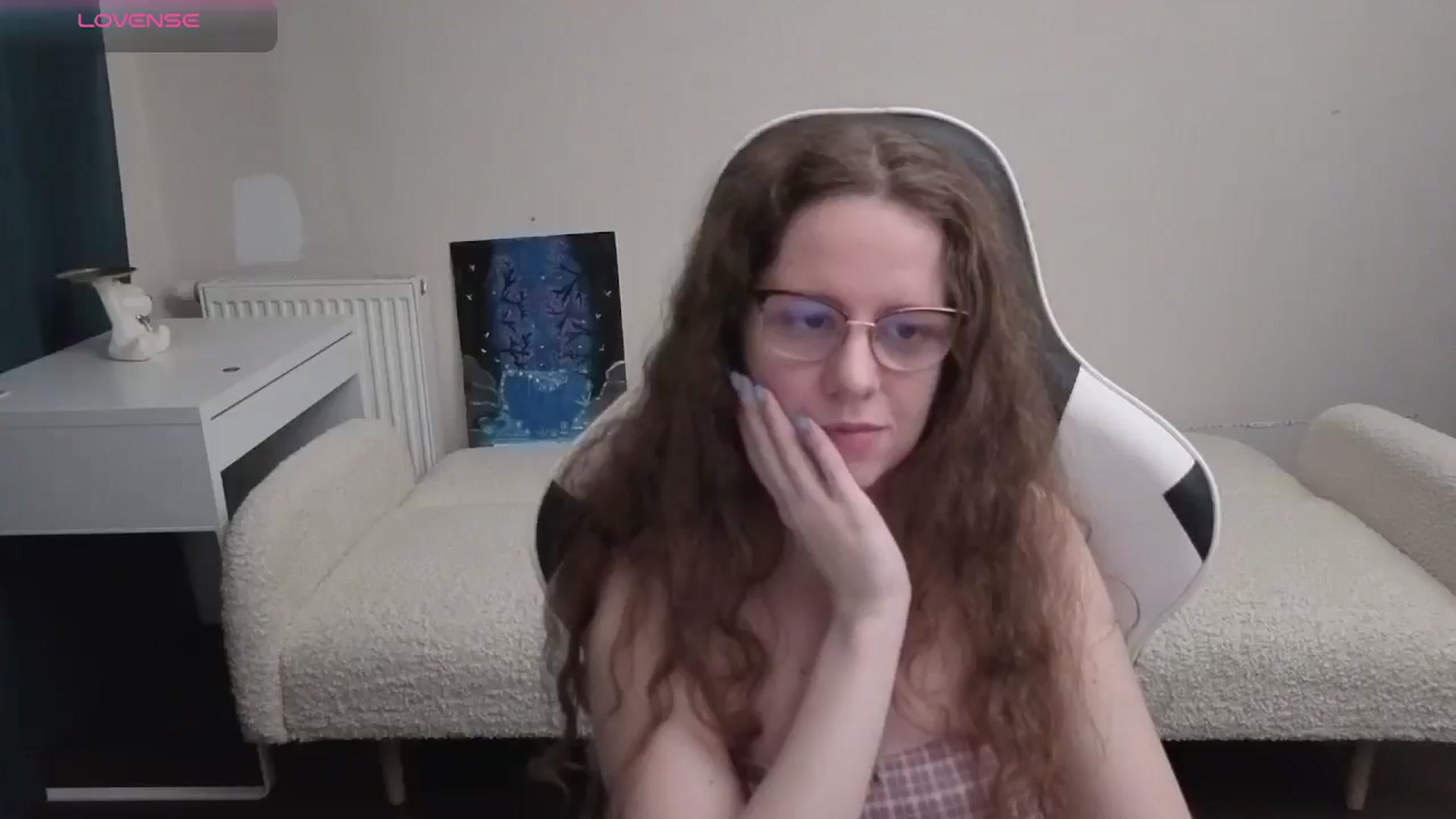 Gallery image thumbnail from BlueFlowerr's myfreecams stream on, 04/13/2026, 23:51 image 11 of 20