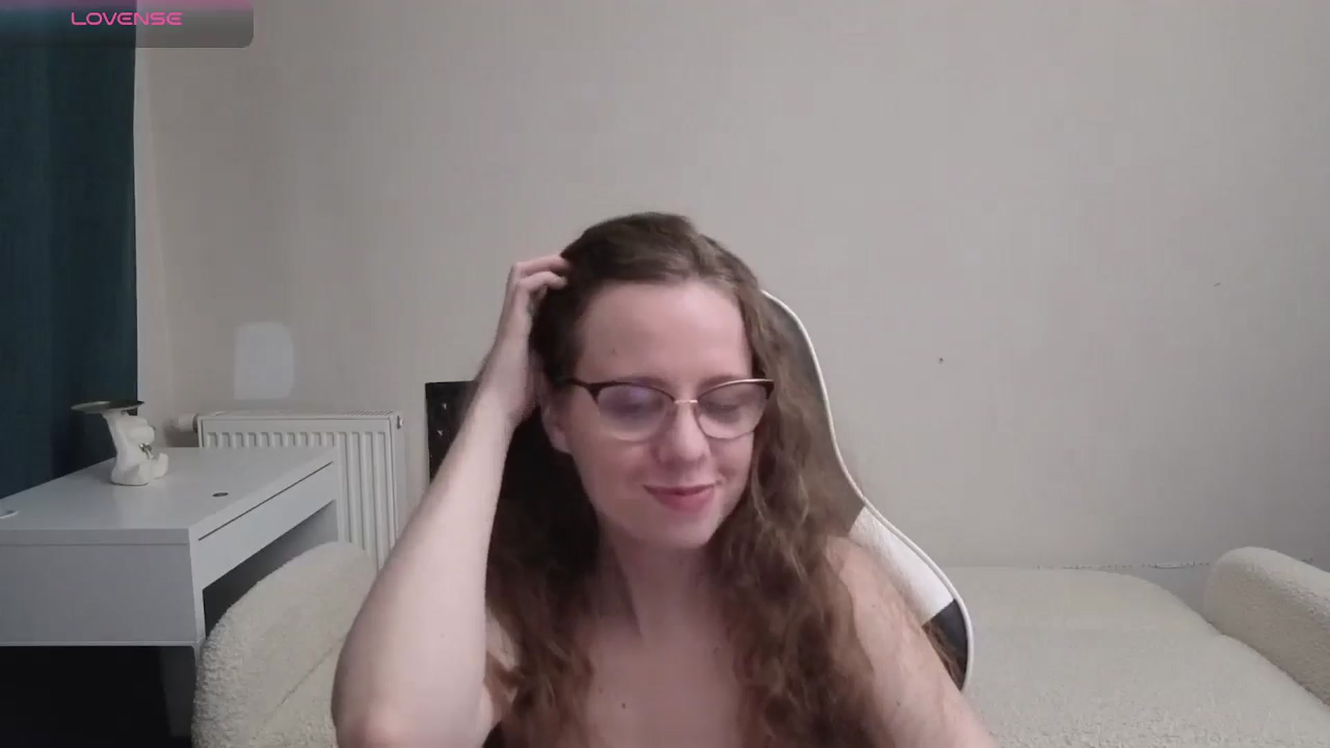 Gallery image thumbnail from BlueFlowerr's myfreecams stream on, 04/14/2026, 01:41 image 2 of 20