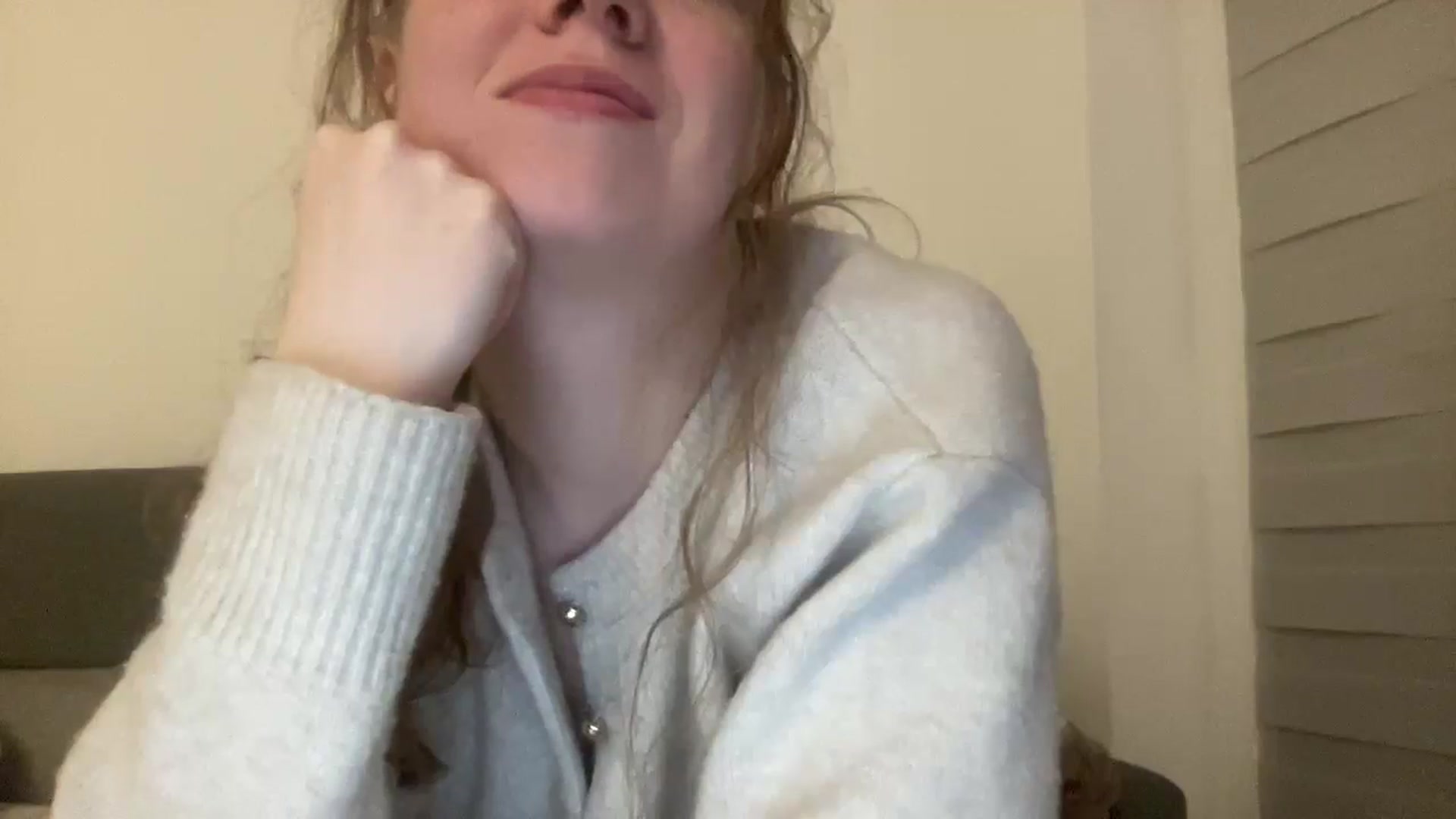 Gallery image thumbnail from BlueFlowerr's myfreecams stream on, 04/15/2026, 01:07 image 13 of 20