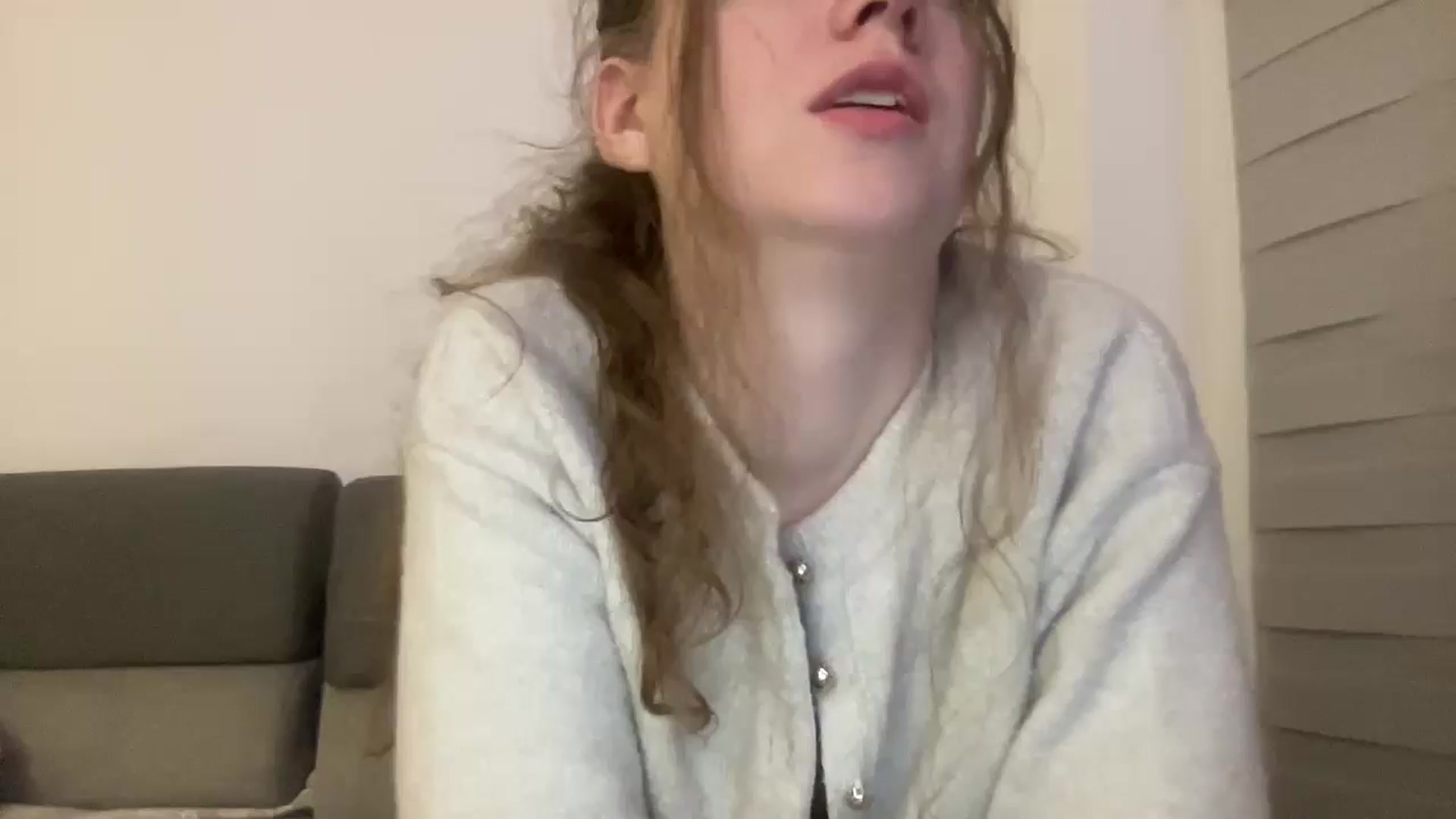 Gallery image thumbnail from BlueFlowerr's myfreecams stream on, 04/15/2026, 01:07 image 15 of 20