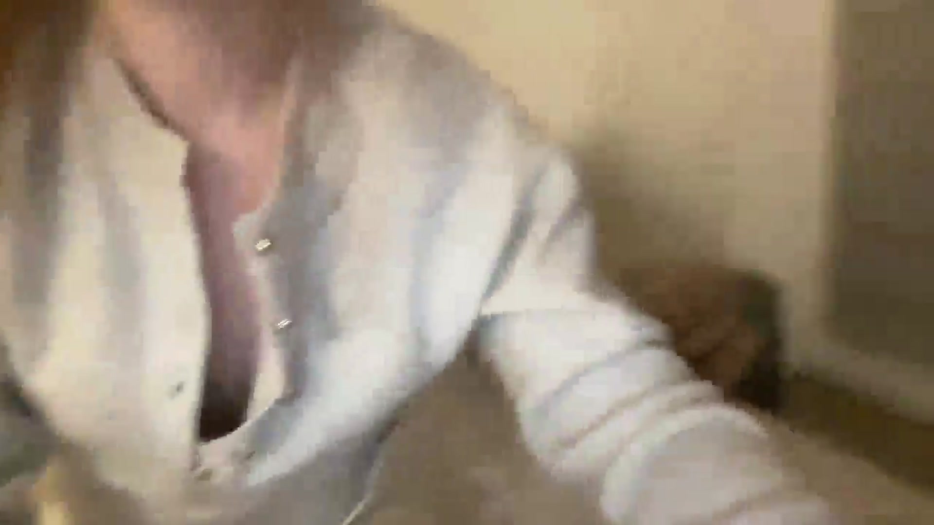 Gallery image thumbnail from BlueFlowerr's myfreecams stream on, 04/15/2026, 01:07 image 12 of 20