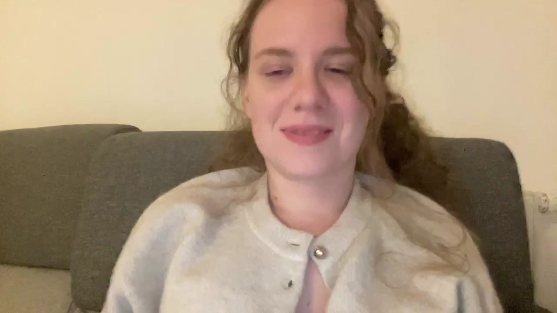 Gallery image thumbnail from BlueFlowerr's myfreecams stream on, 04/15/2026, 03:22 image 11 of 20