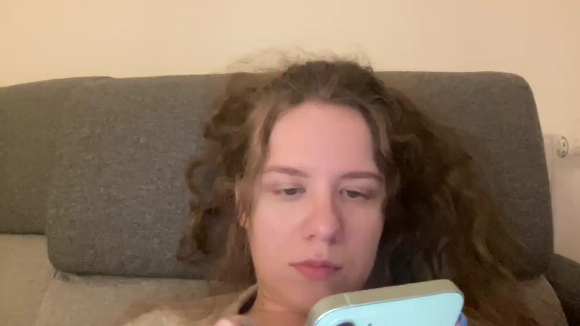 Gallery image thumbnail from BlueFlowerr's myfreecams stream on, 04/15/2026, 03:22 image 7 of 20