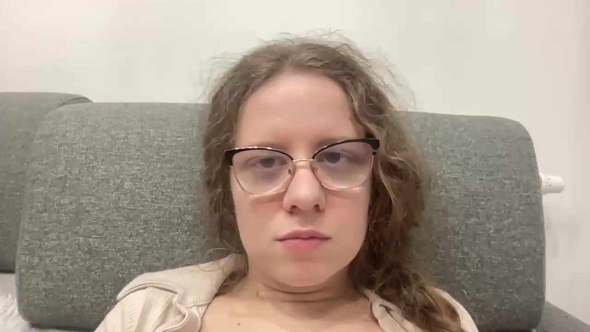Gallery image thumbnail from BlueFlowerr's myfreecams stream on, 04/16/2026, 24:18 image 5 of 20