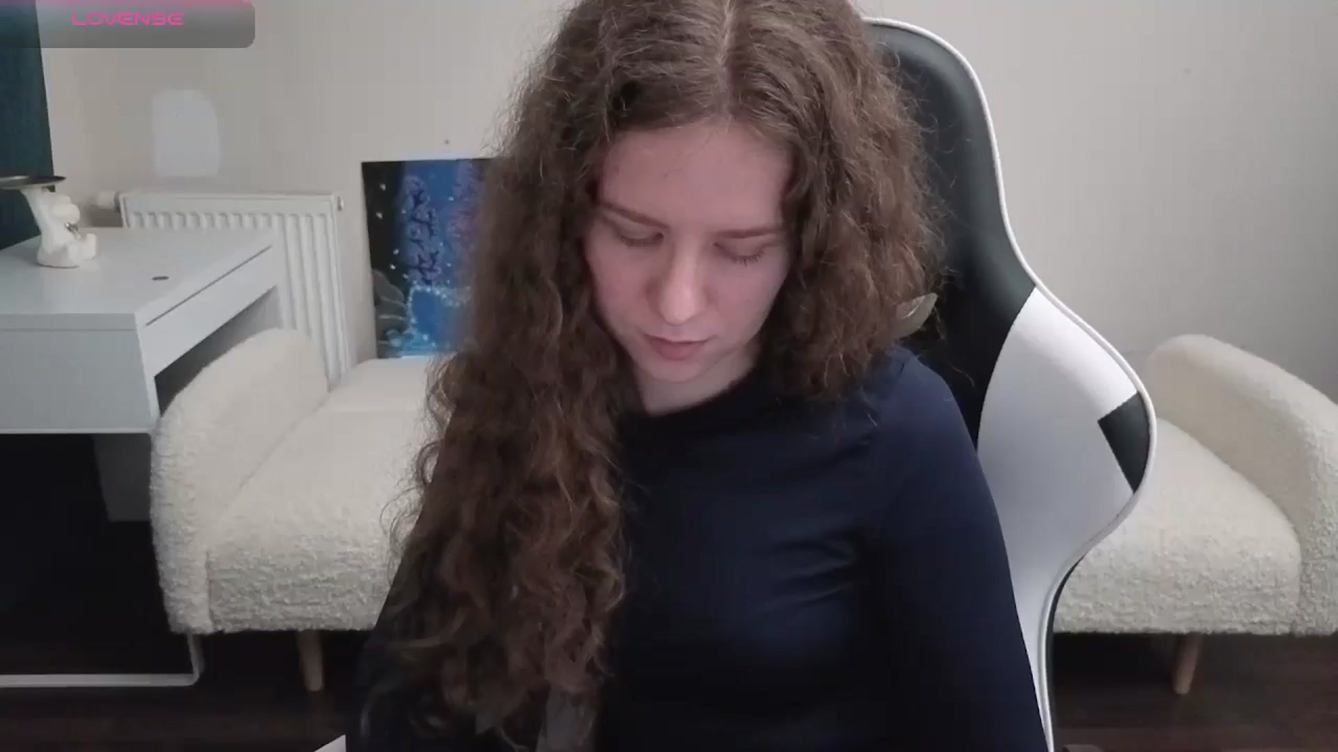 Gallery image thumbnail from BlueFlowerr's myfreecams stream on, 04/17/2026, 17:38 image 20 of 20