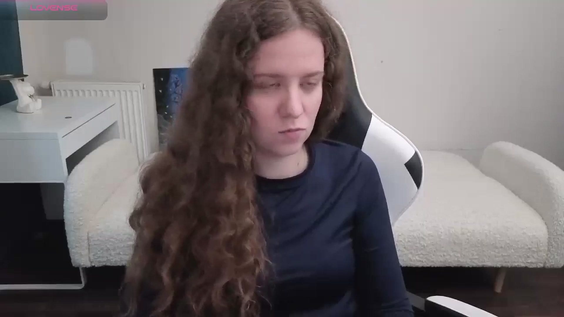 Gallery image thumbnail from BlueFlowerr's myfreecams stream on, 04/17/2026, 17:38 image 2 of 20