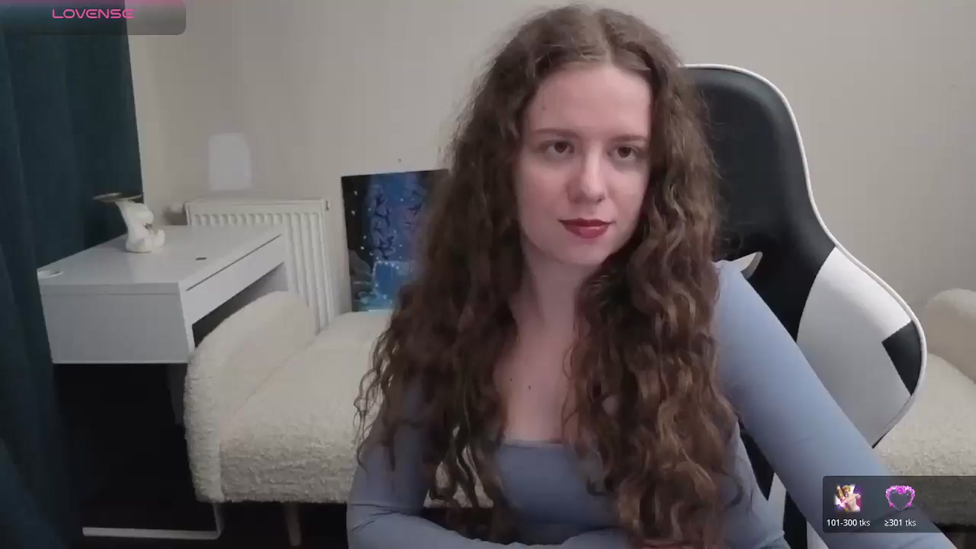 Gallery image thumbnail from BlueFlowerr's myfreecams stream on, 04/18/2026, 19:49 image 9 of 20
