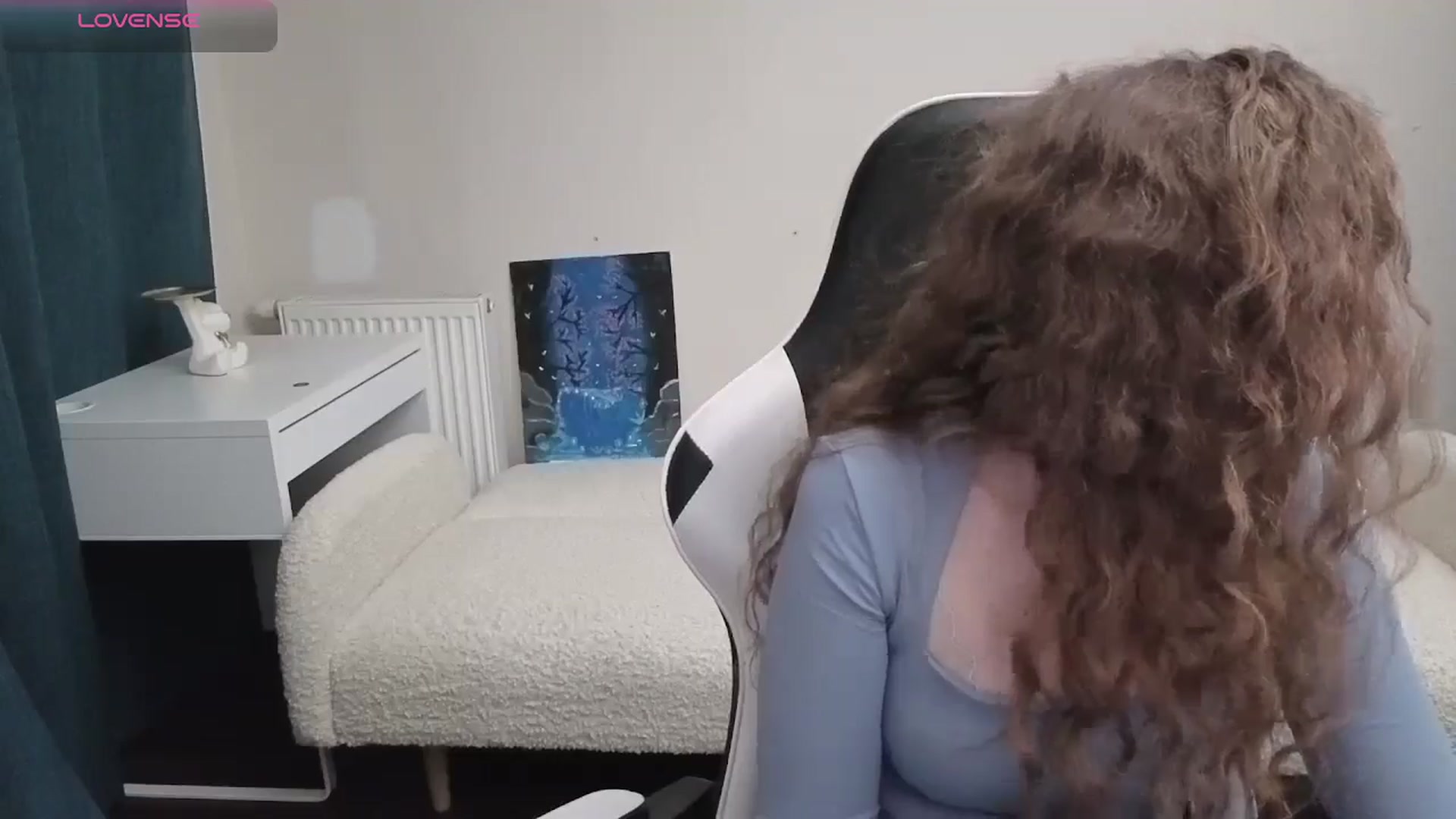 Gallery image thumbnail from BlueFlowerr's myfreecams stream on, 04/18/2026, 21:43 image 3 of 20