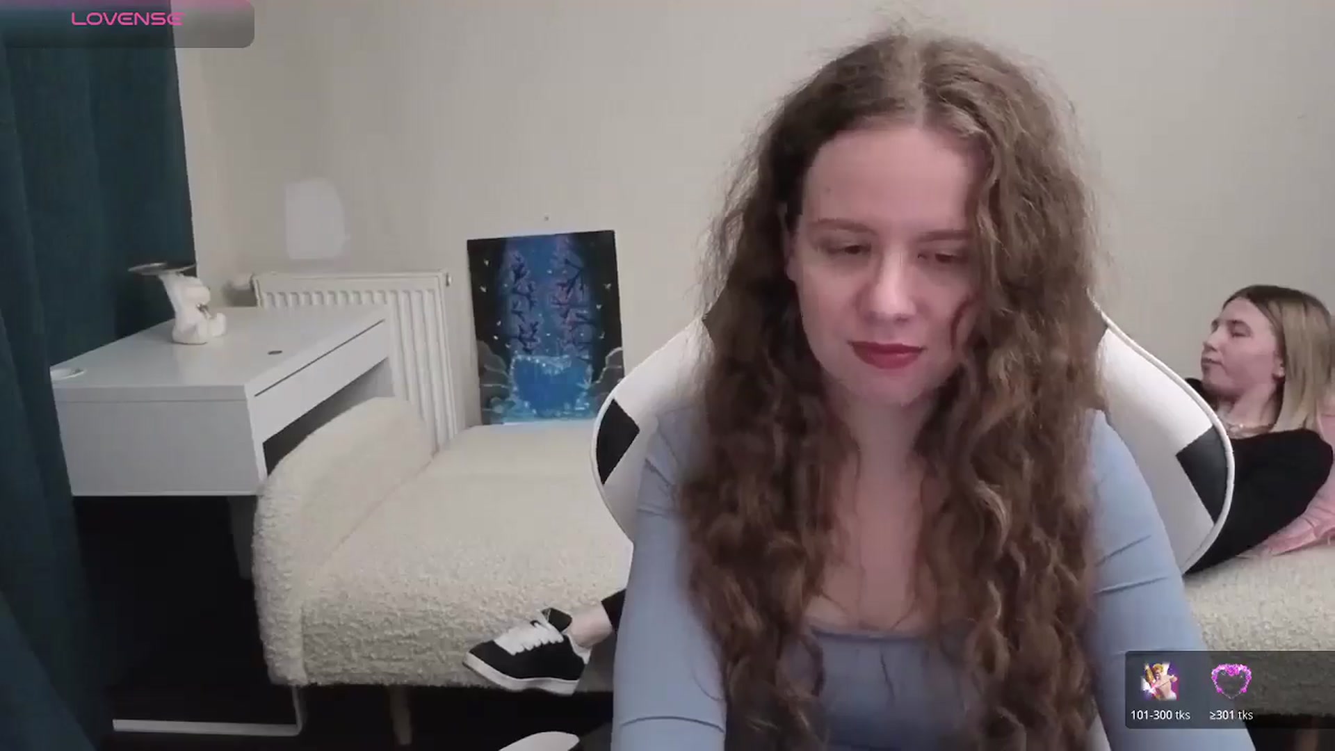 Gallery image thumbnail from BlueFlowerr's myfreecams stream on, 04/18/2026, 21:43 image 9 of 20