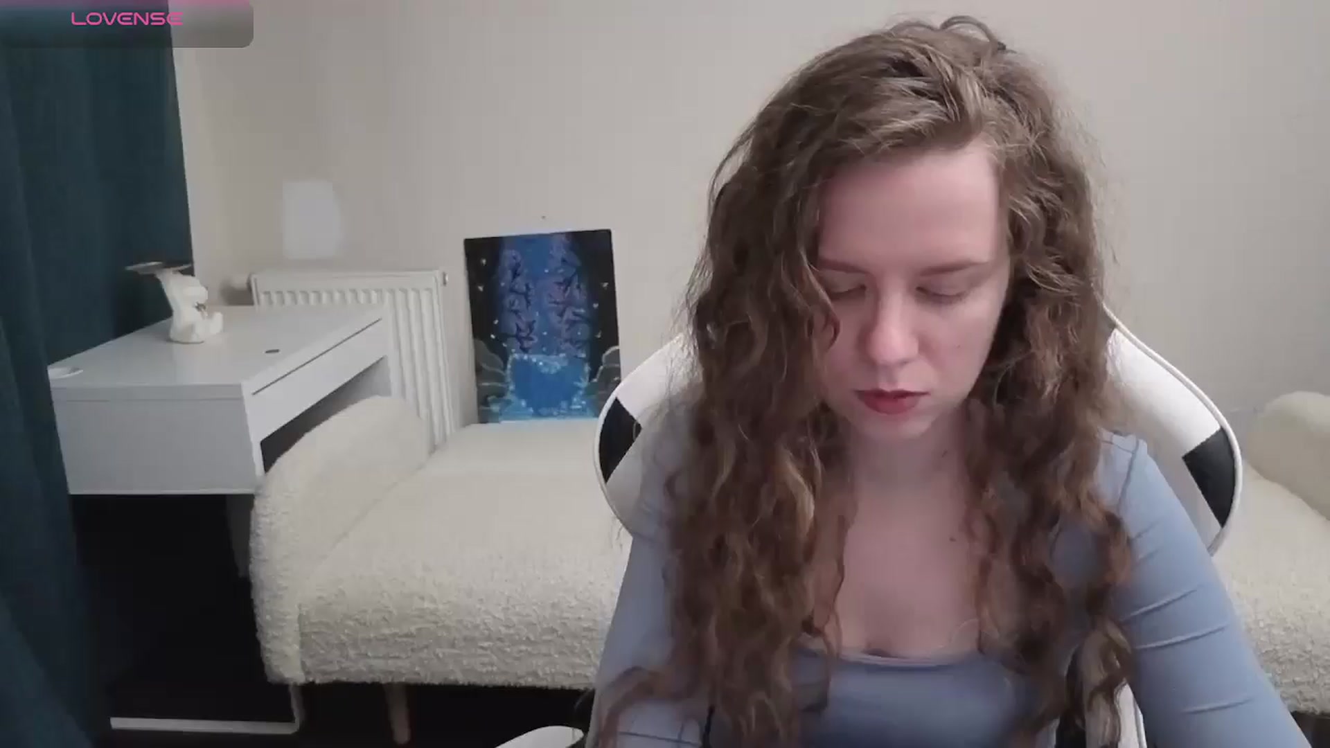 Gallery image thumbnail from BlueFlowerr's myfreecams stream on, 04/18/2026, 21:43 image 1 of 20