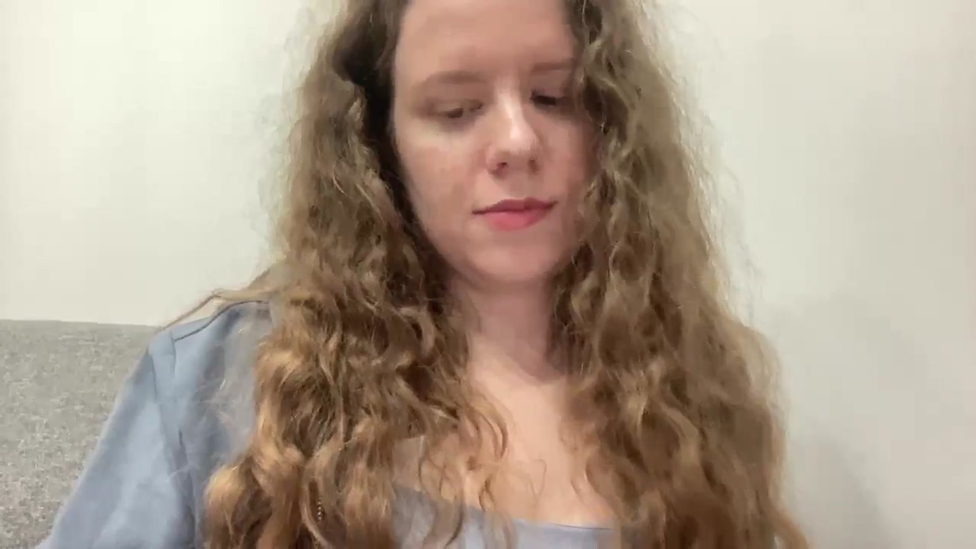 Gallery image thumbnail from BlueFlowerr's myfreecams stream on, 04/18/2026, 23:25 image 2 of 20
