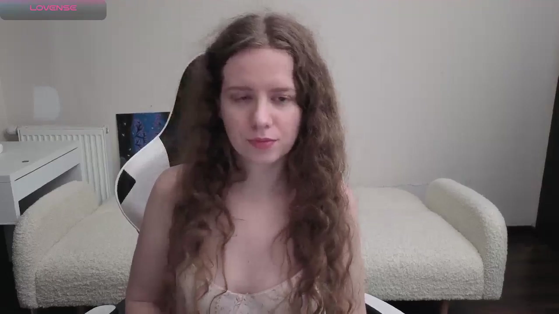 Gallery image thumbnail from BlueFlowerr's myfreecams stream on, 04/19/2026, 21:31 image 5 of 20