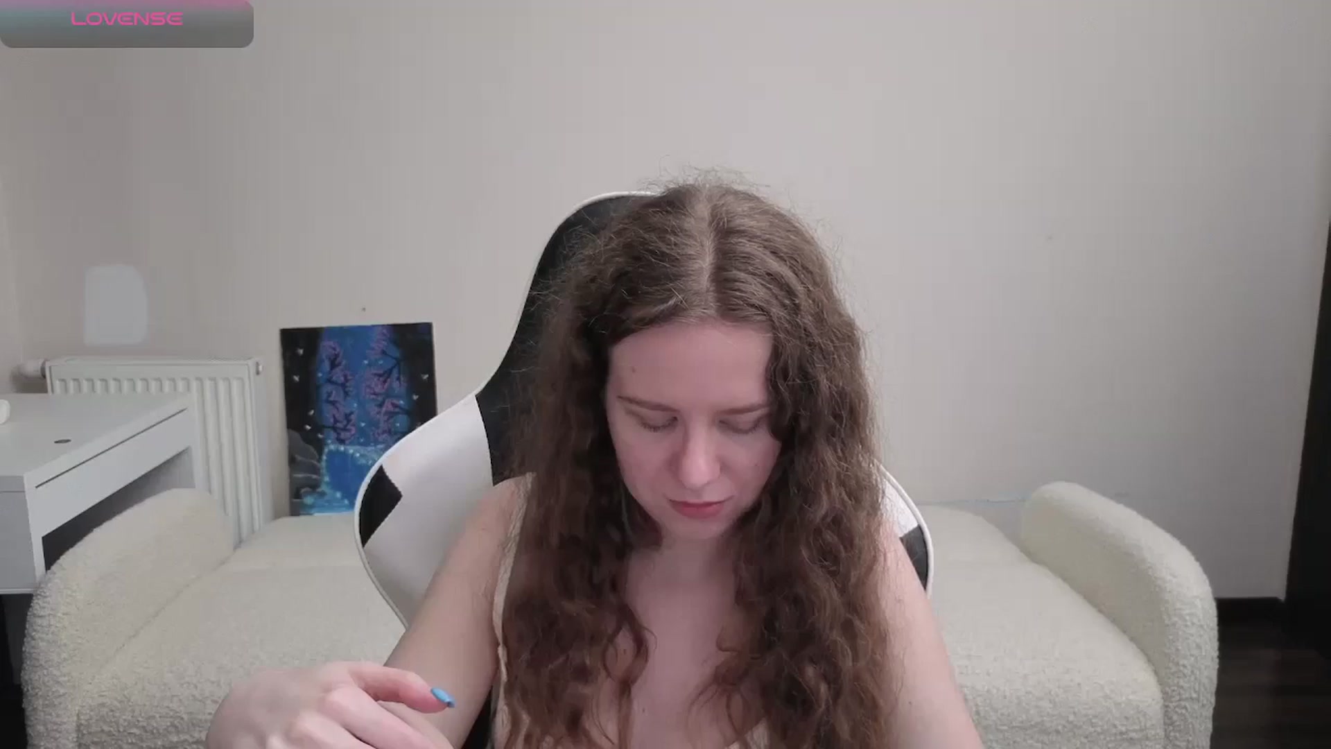 Gallery image thumbnail from BlueFlowerr's myfreecams stream on, 04/19/2026, 21:31 image 12 of 20