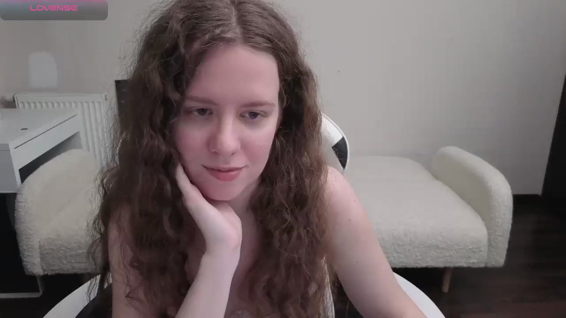 Gallery image thumbnail from BlueFlowerr's myfreecams stream on, 04/19/2026, 21:31 image 2 of 20