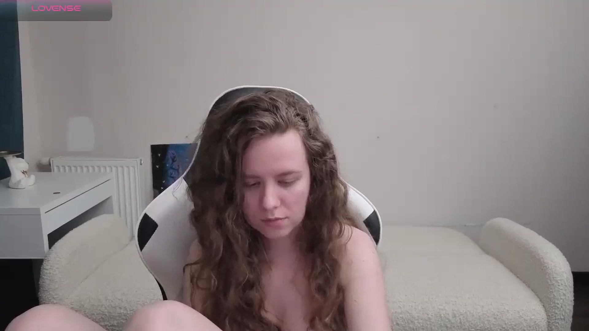 Gallery image thumbnail from BlueFlowerr's myfreecams stream on, 04/20/2026, 24:19 image 3 of 20