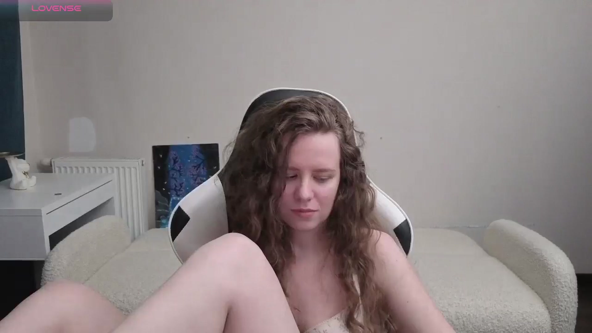 Gallery image thumbnail from BlueFlowerr's myfreecams stream on, 04/20/2026, 24:19 image 5 of 20