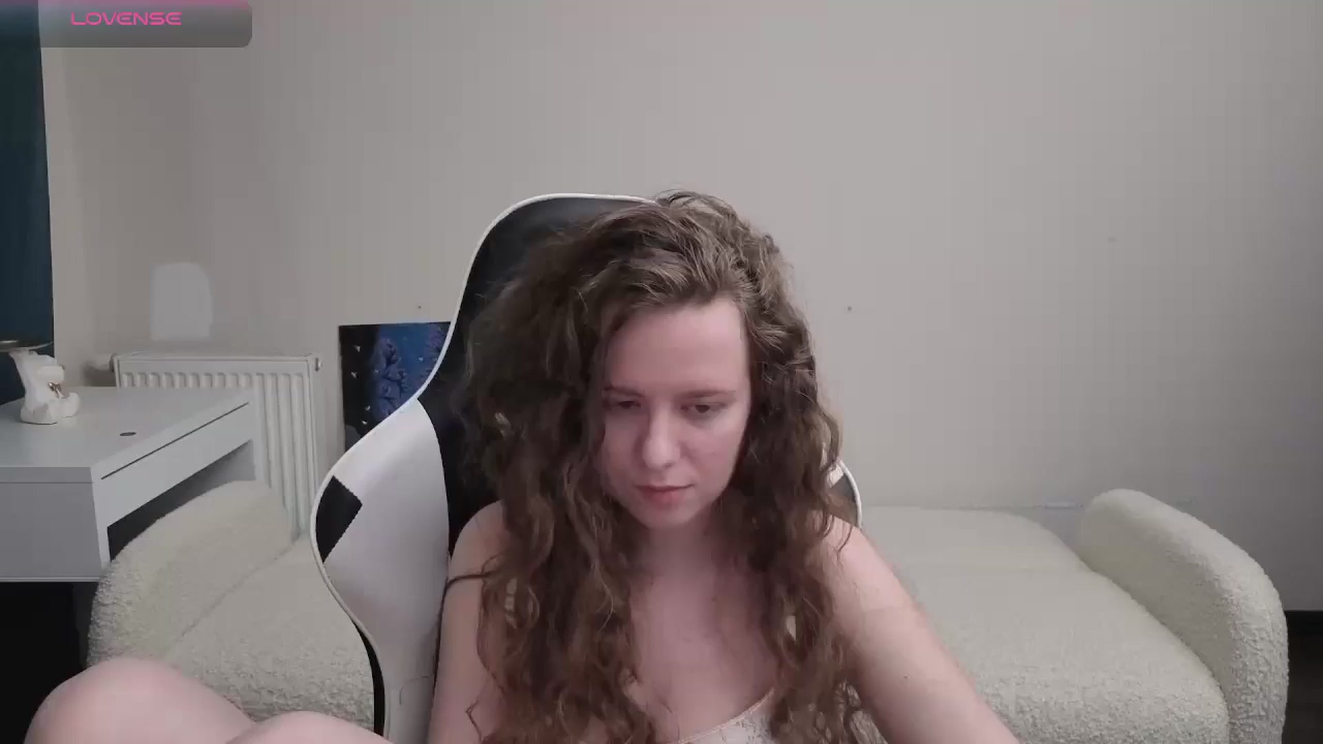 Gallery image thumbnail from BlueFlowerr's myfreecams stream on, 04/20/2026, 24:19 image 1 of 20