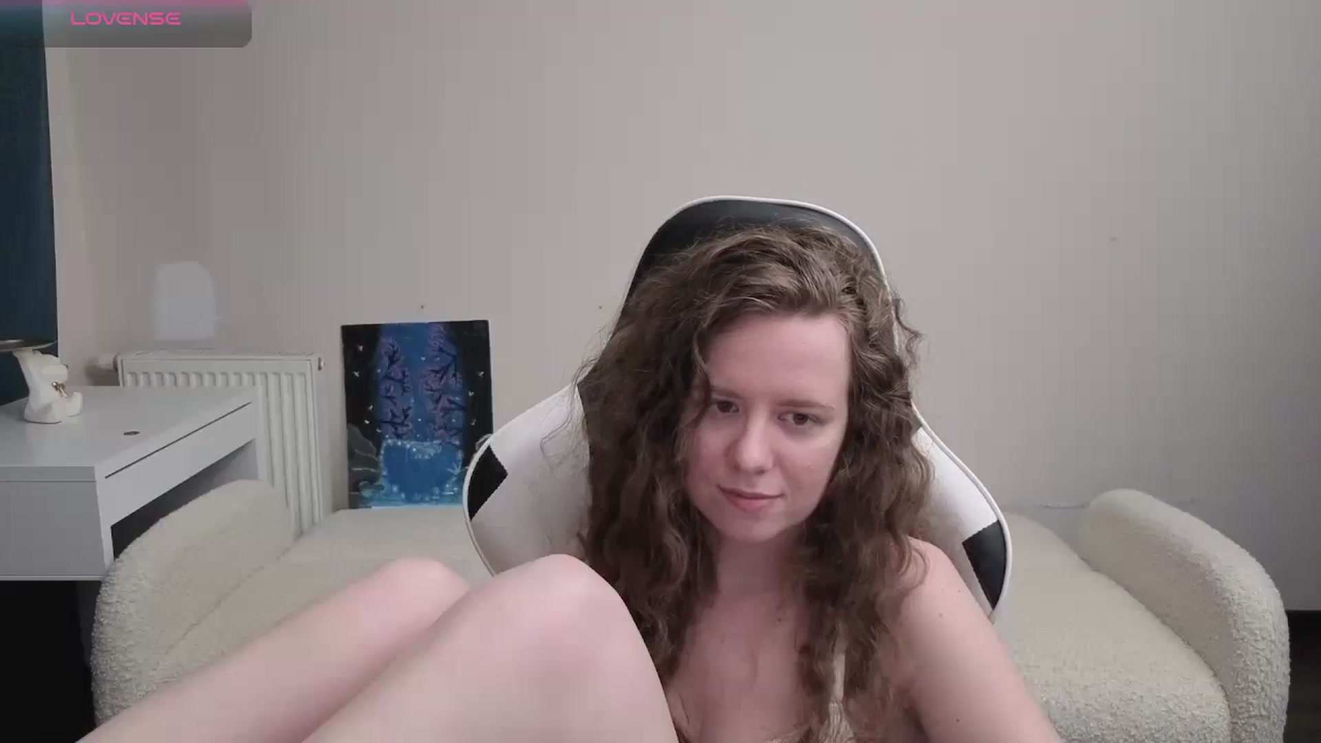 Gallery image thumbnail from BlueFlowerr's myfreecams stream on, 04/20/2026, 24:19 image 15 of 20