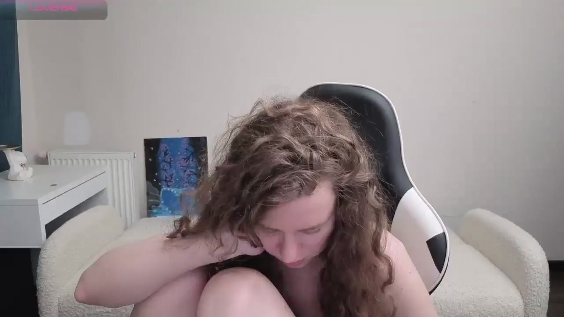 Gallery image thumbnail from BlueFlowerr's myfreecams stream on, 04/20/2026, 24:20 image 7 of 20