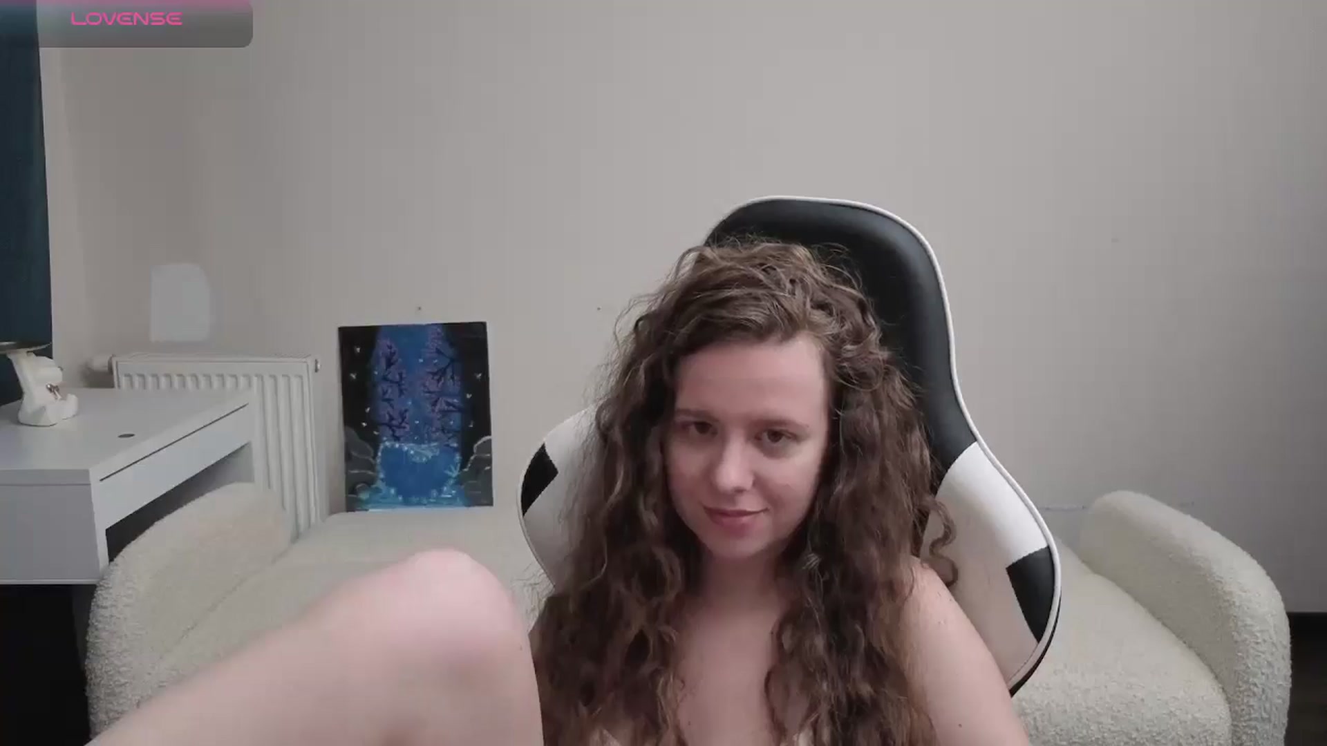 Gallery image thumbnail from BlueFlowerr's myfreecams stream on, 04/20/2026, 24:20 image 4 of 20