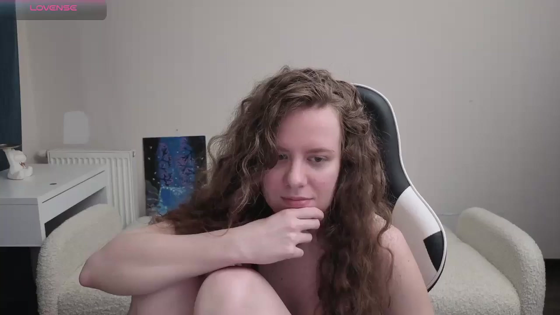 Gallery image thumbnail from BlueFlowerr's myfreecams stream on, 04/20/2026, 24:20 image 8 of 20