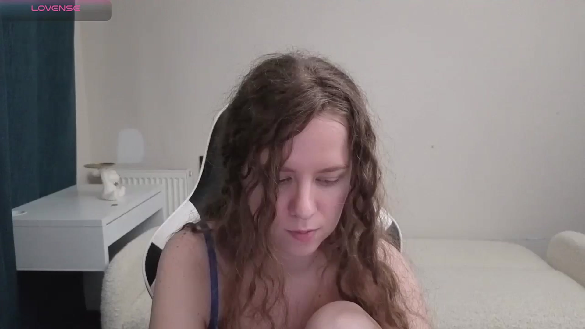 Gallery image thumbnail from BlueFlowerr's myfreecams stream on, 04/20/2026, 17:08 image 12 of 20