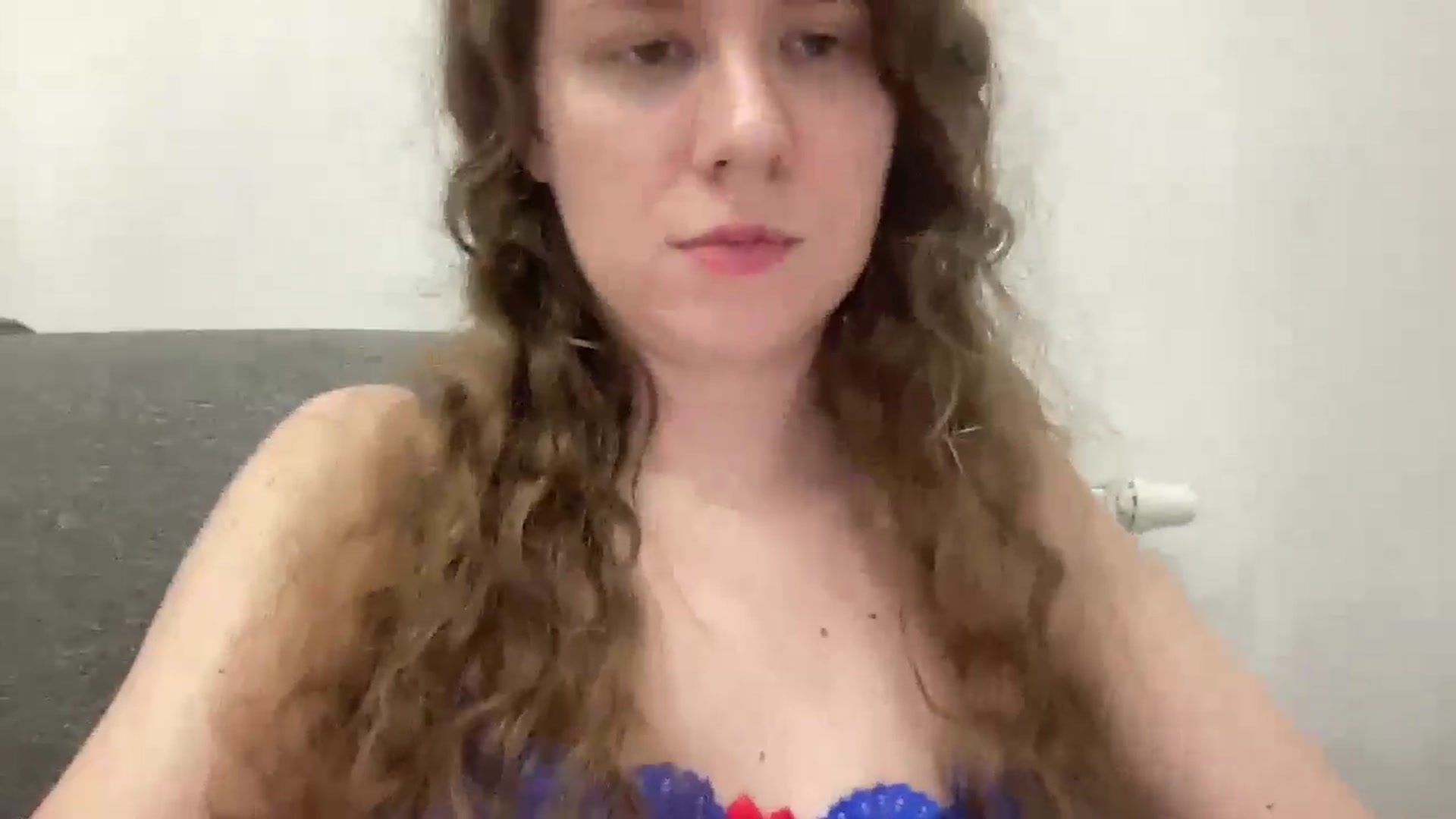 Gallery image thumbnail from BlueFlowerr's myfreecams stream on, 04/20/2026, 21:48 image 4 of 20