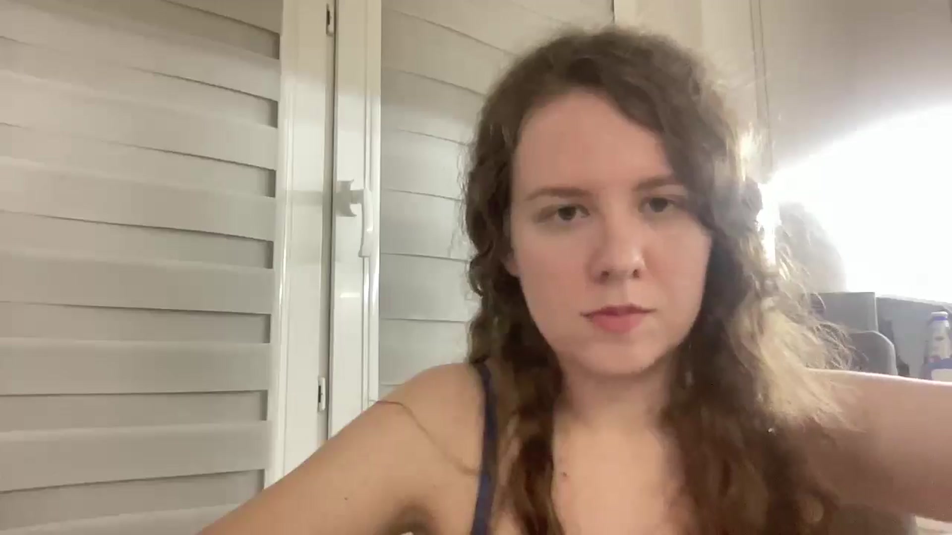 Gallery image thumbnail from BlueFlowerr's myfreecams stream on, 04/20/2026, 21:48 image 12 of 20
