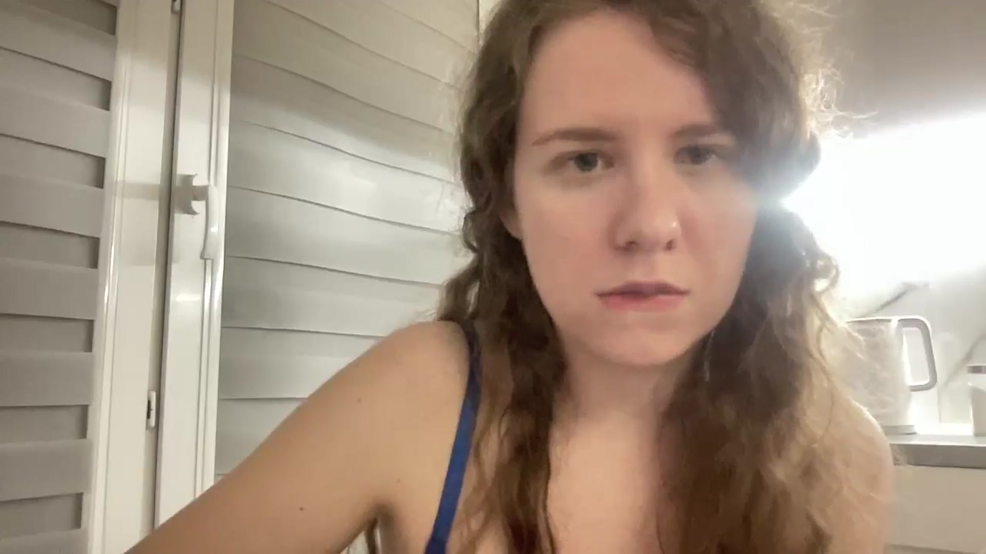 Gallery image thumbnail from BlueFlowerr's myfreecams stream on, 04/20/2026, 21:48 image 16 of 20