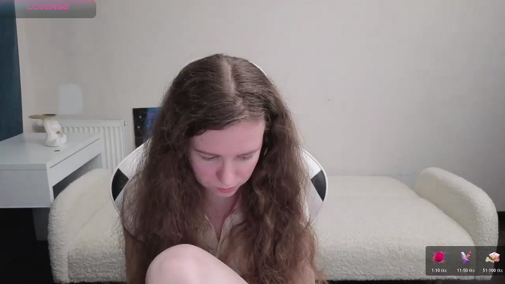 Gallery image thumbnail from BlueFlowerr's myfreecams stream on, 04/21/2026, 18:56 image 4 of 20